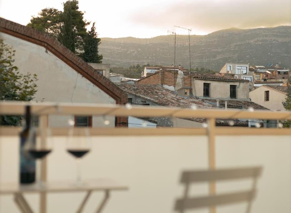 コルノデイヤVinyes Del Prioratアパートメント エクステリア 写真